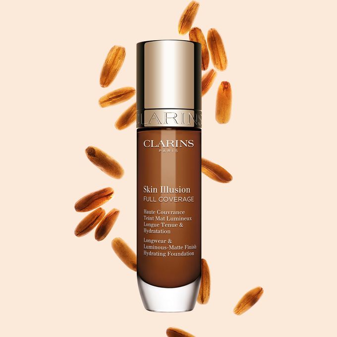 Skin Illusion Couvrance Totale Clarins pr&eacute;sente son design &eacute;pur&eacute; et son emballage &eacute;clatant, le fond de teint id&eacute;al pour un teint parfait et naturel.