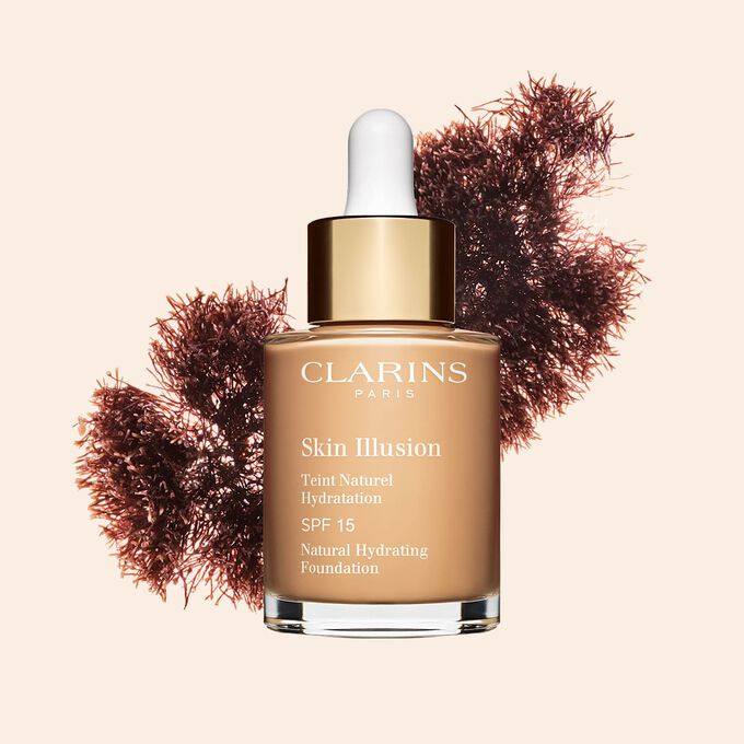 Le fond de teint s&eacute;rum Skin Illusion de Clarins SPF 15 offre un fini unifi&eacute; et naturel.
