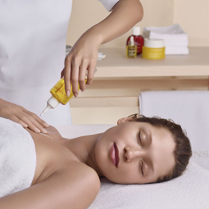 MASSAGE ÉQUILIBRE AUX HUILES ESSENTIELLES