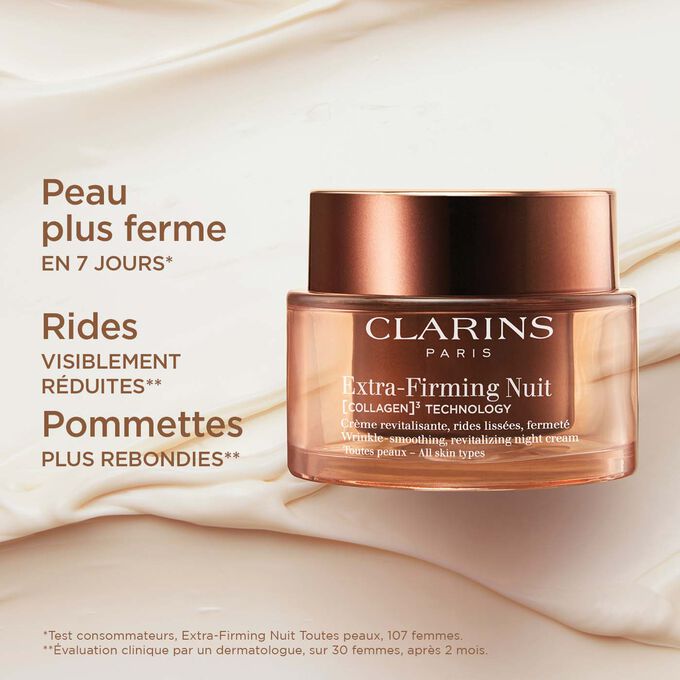 Plan produit de la Crème Extra-Firming Nuit pour illustrer ses effets de joues rebondies, contours du visage définis et sillons nasogéniens.