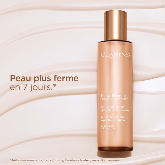 Plan produit de l’Émulsion Extra-Firming pour illustrer son effet raffermissant visible sur la peau.