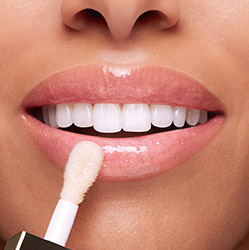 Rendu sur bouche Huile Confort Lèvres Blanc