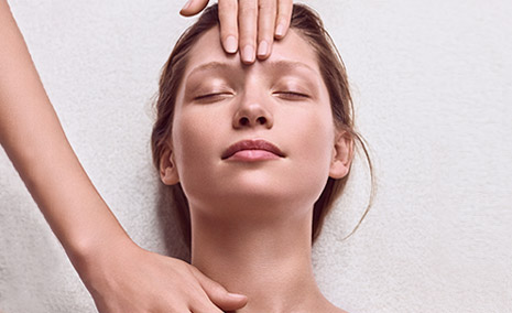 Femme en soin Skin Spa