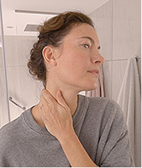 Comment appliquer la crème de jour - étape 3 : exercer une légère pression