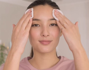 Comment nettoyer parfaitement la peau avec une lotion ?